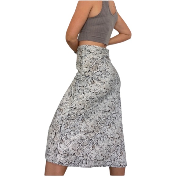 Rachel Zoe Dresses & Skirts - Rachel Zoe Midi Skirt Snake Print Size 12 NWT Boho Silky 90s/Y2K Slip Skirt